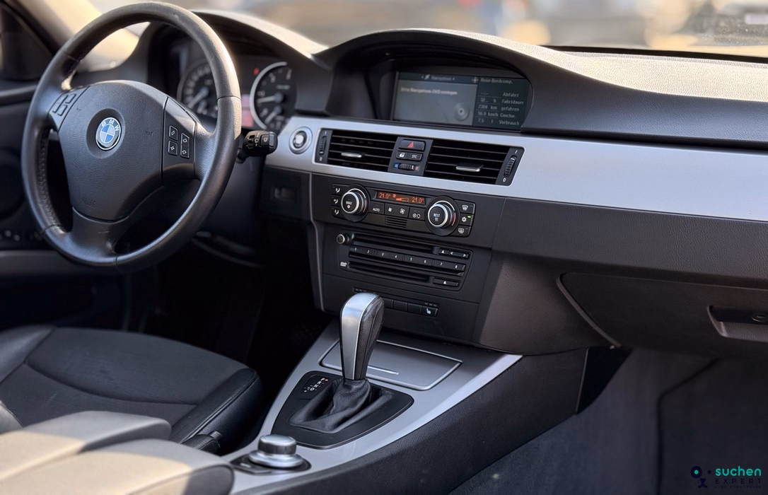 Marktplatz Fahrzeuge & Autoteile