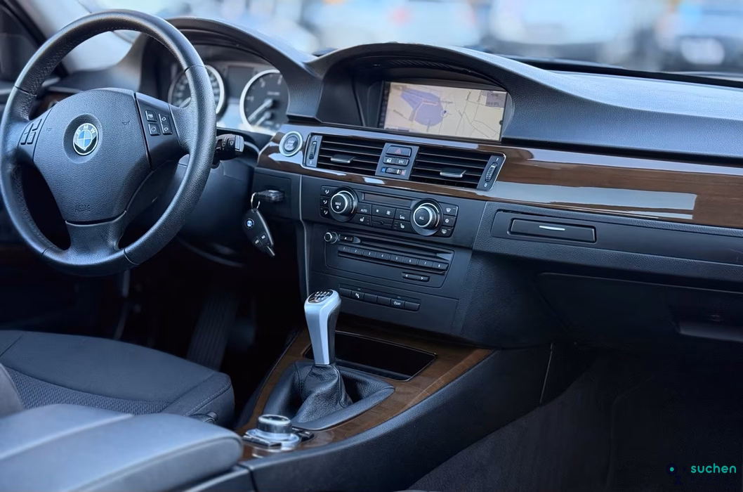 Marktplatz Fahrzeuge & Autoteile